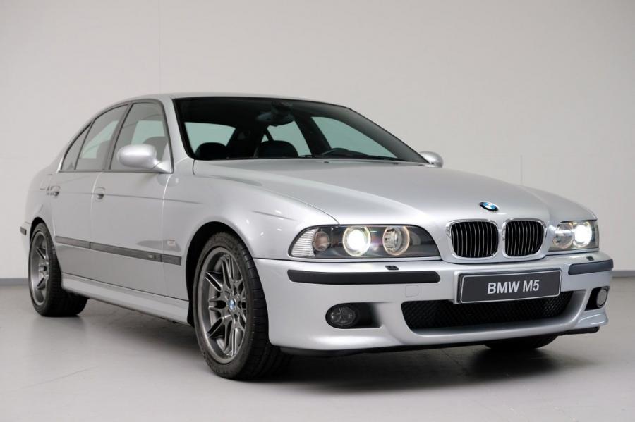  BMW M5 (E39) 2001 года  (EU) (фото 1 из 50)
